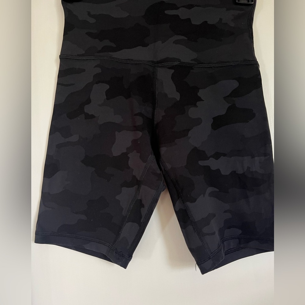 Lululemon high rise align short 6”